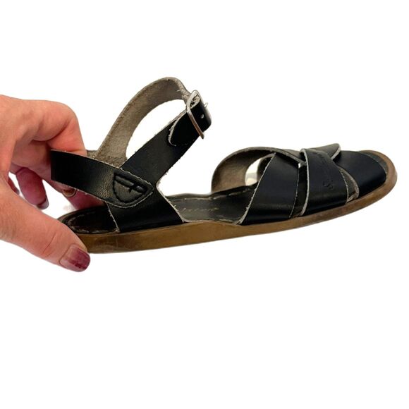 Salt Water Sandals Kids Size 13 Black Unisex Leather - Picture 2 of 8